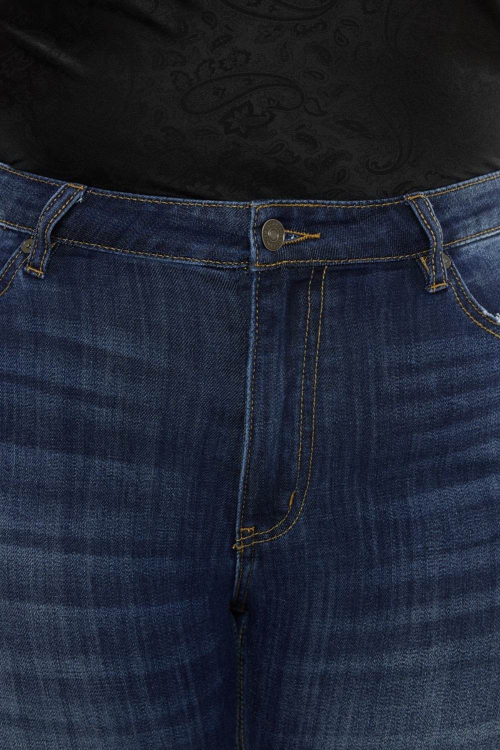 Kancan Full Size Mid Rise Slim Flare Jeans - Delanoir