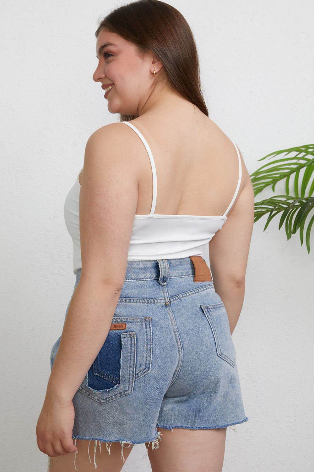 Basic Bae Full Size Round Neck Slim Cami - Delanoir