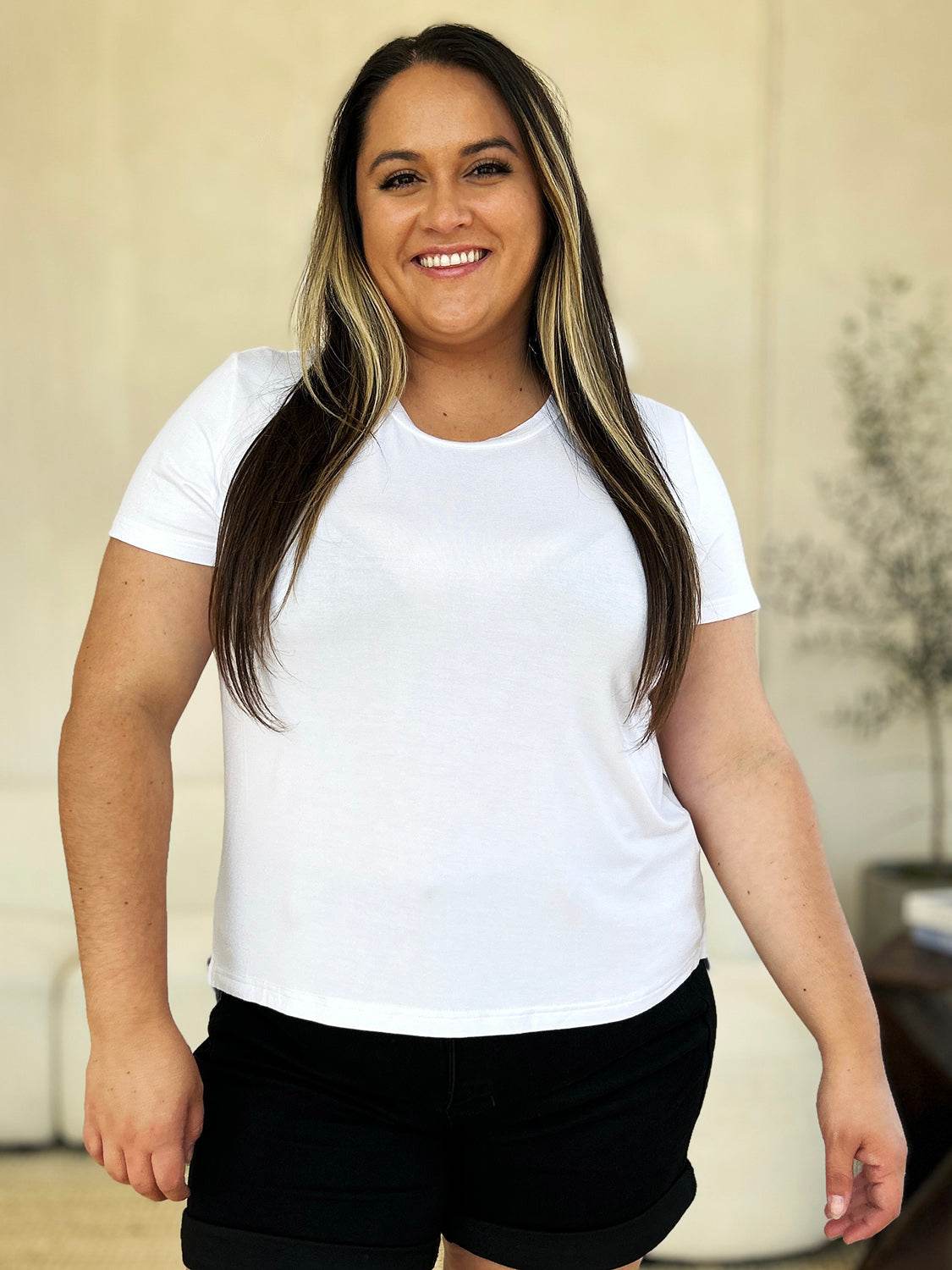 Basic Bae Full Size Round Neck Short Sleeve T-Shirt - Delanoir