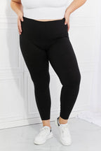 Leggings Depot Full Size Strengthen and Lengthen Reflective Dot Active Leggings - Delanoir