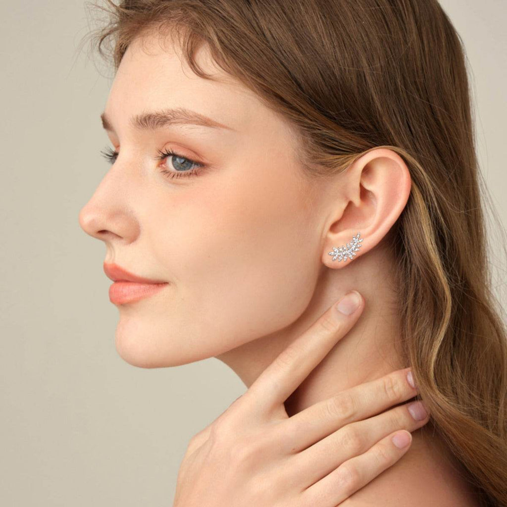 Moissanite 925 Sterling Silver Leaf Shape Stud Earrings - Delanoir
