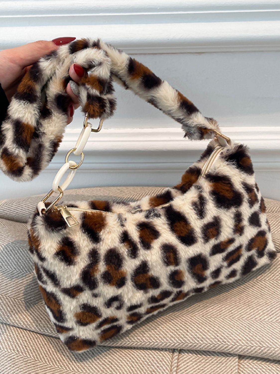 Leopard Fluff Shoulder Bag - Delanoir