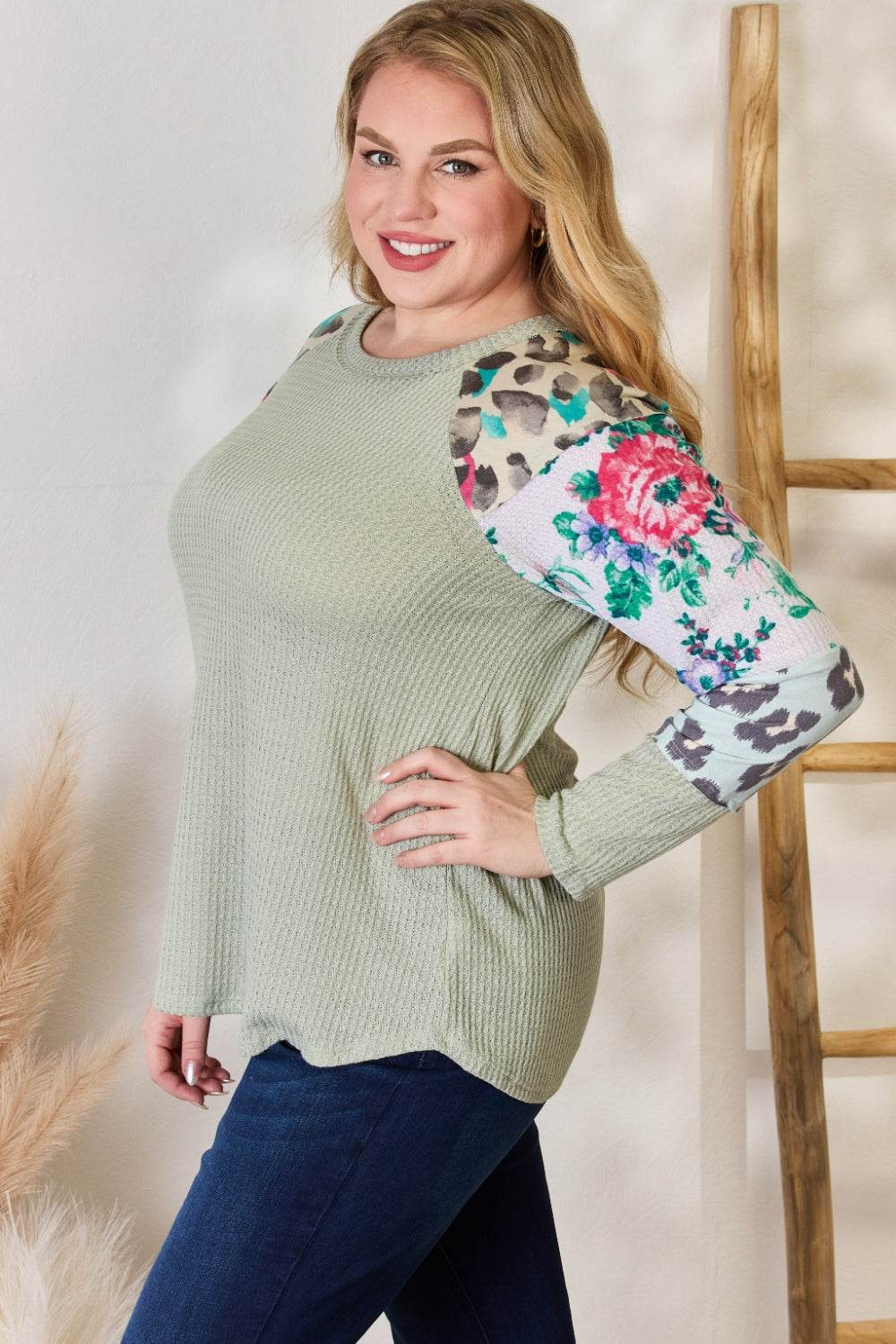 Hailey & Co Full Size Printed Round Neck Blouse - Delanoir