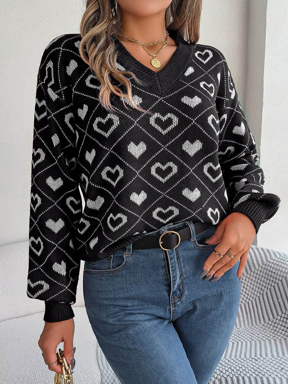 Heart Pattern V-Neck Long Sleeve Sweater - Delanoir