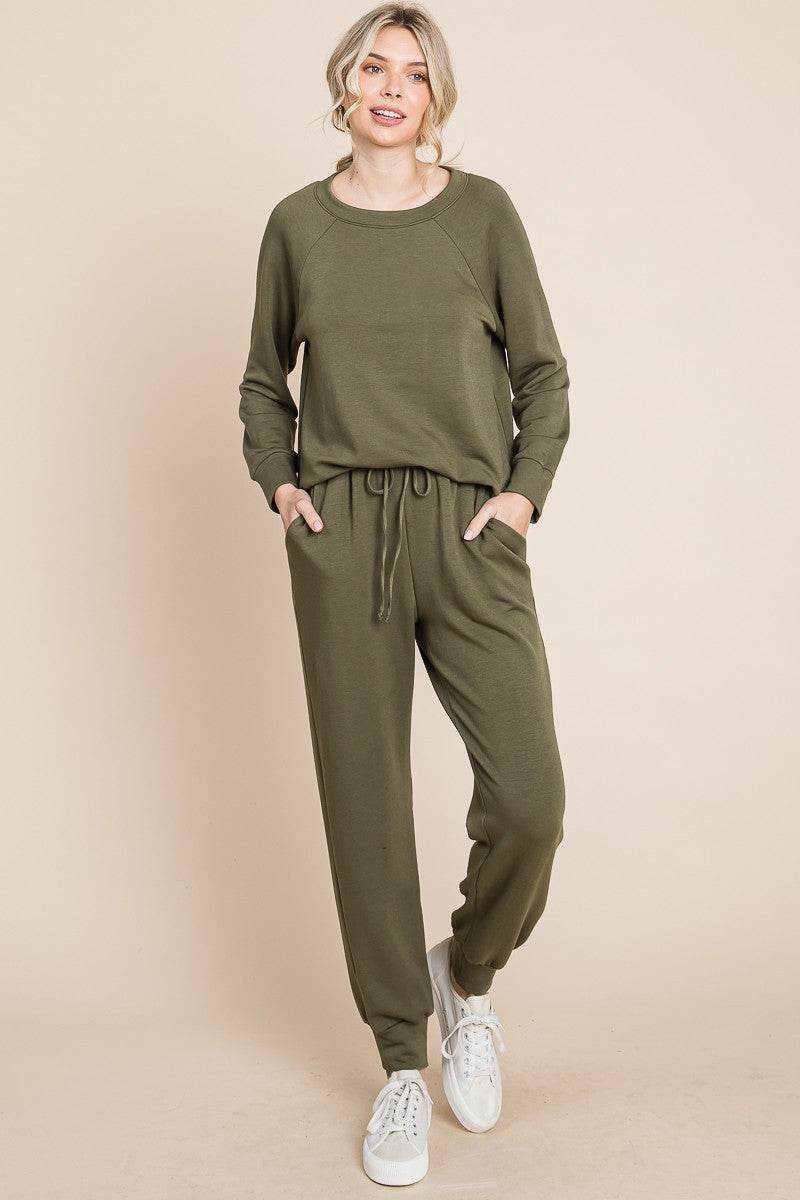 Super Lady Round Neck Raglan Sleeve Top and Pants Lounge Set - Delanoir