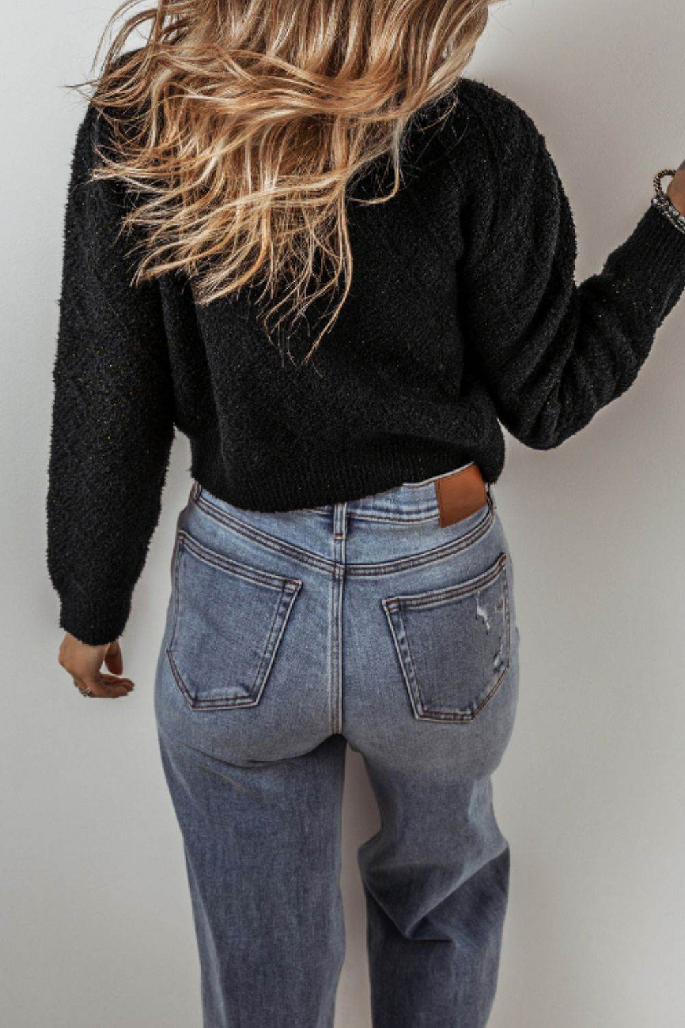 Round Neck Button Up Long Sleeve Cardigan - Delanoir
