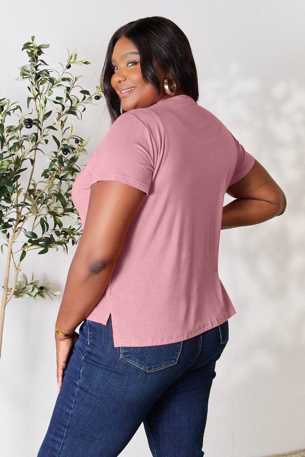 Basic Bae Full Size Round Neck Short Sleeve T-Shirt - Delanoir