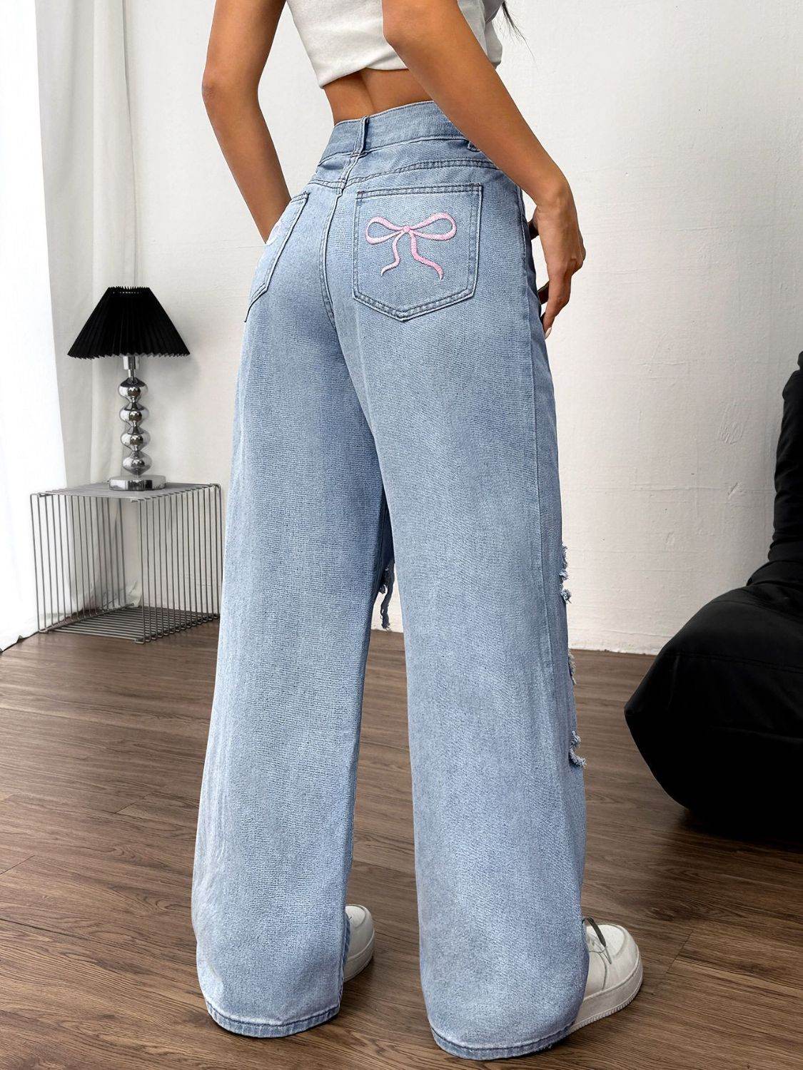 Distressed Wide Leg Jeans with Pockets - Delanoir