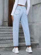Distressed High Rise Jeans with Pockets - Delanoir
