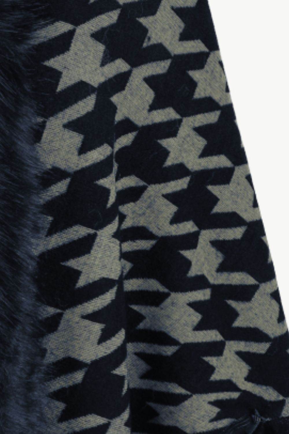 Houndstooth Fringe Hem Poncho - Delanoir