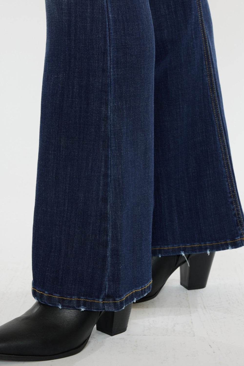 Kancan Full Size Mid Rise Slim Flare Jeans - Delanoir