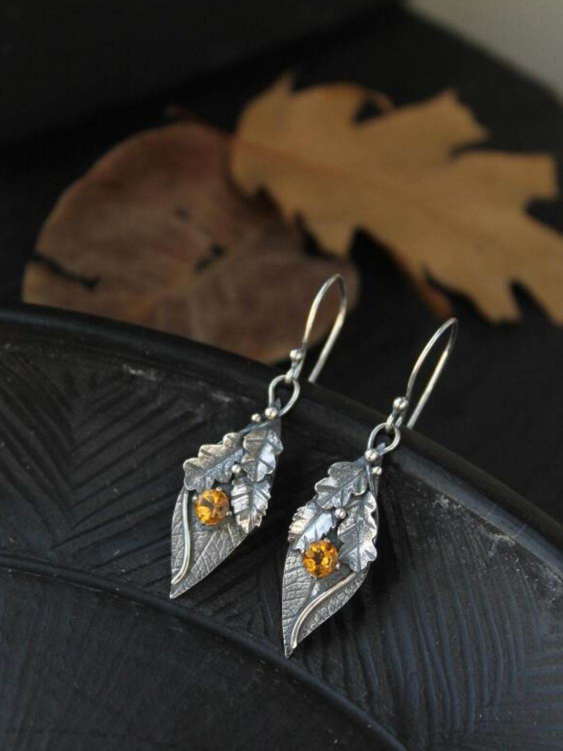 Alloy Rhinestone Leaf Shape Earrings - Delanoir
